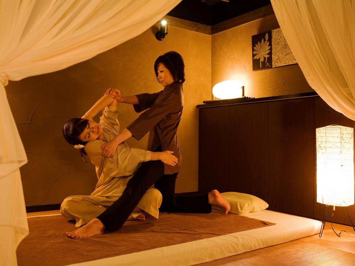 Hotel Awaji Yumesenkei Sumoto Exterior foto