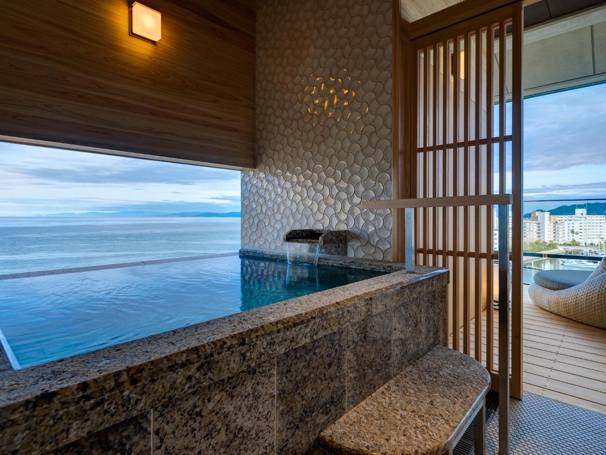 Hotel Awaji Yumesenkei Sumoto Habitación foto