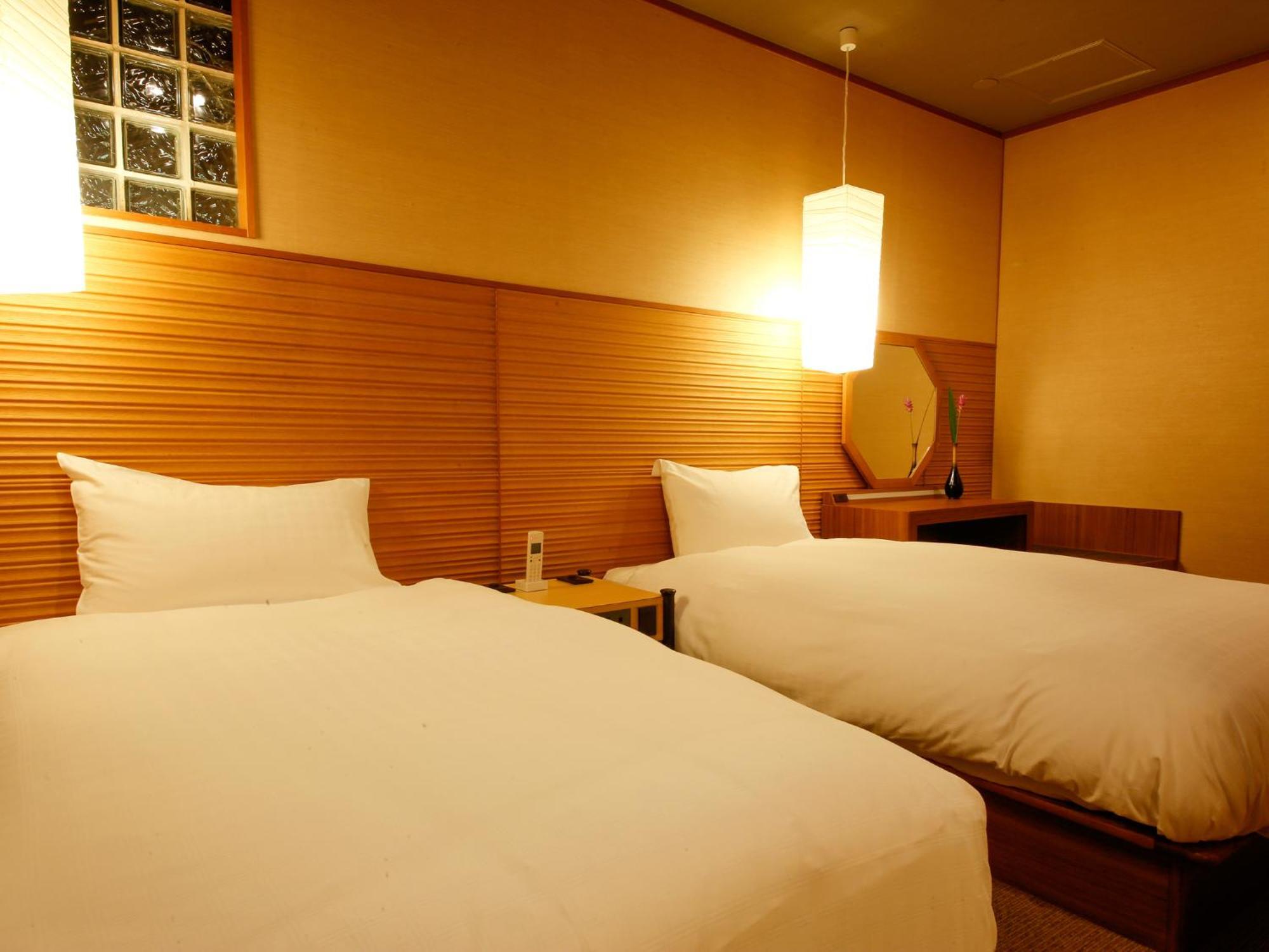 Hotel Awaji Yumesenkei Sumoto Habitación foto