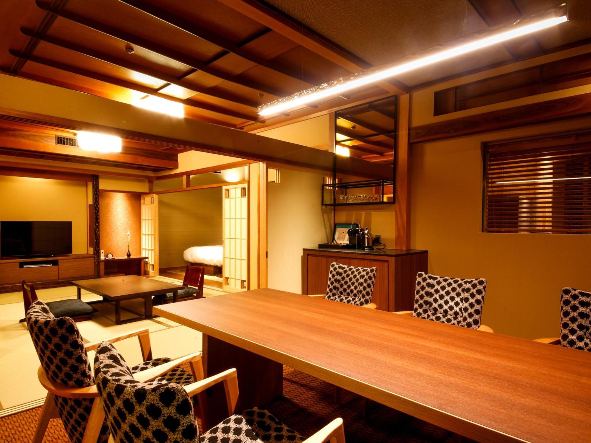 Hotel Awaji Yumesenkei Sumoto Habitación foto